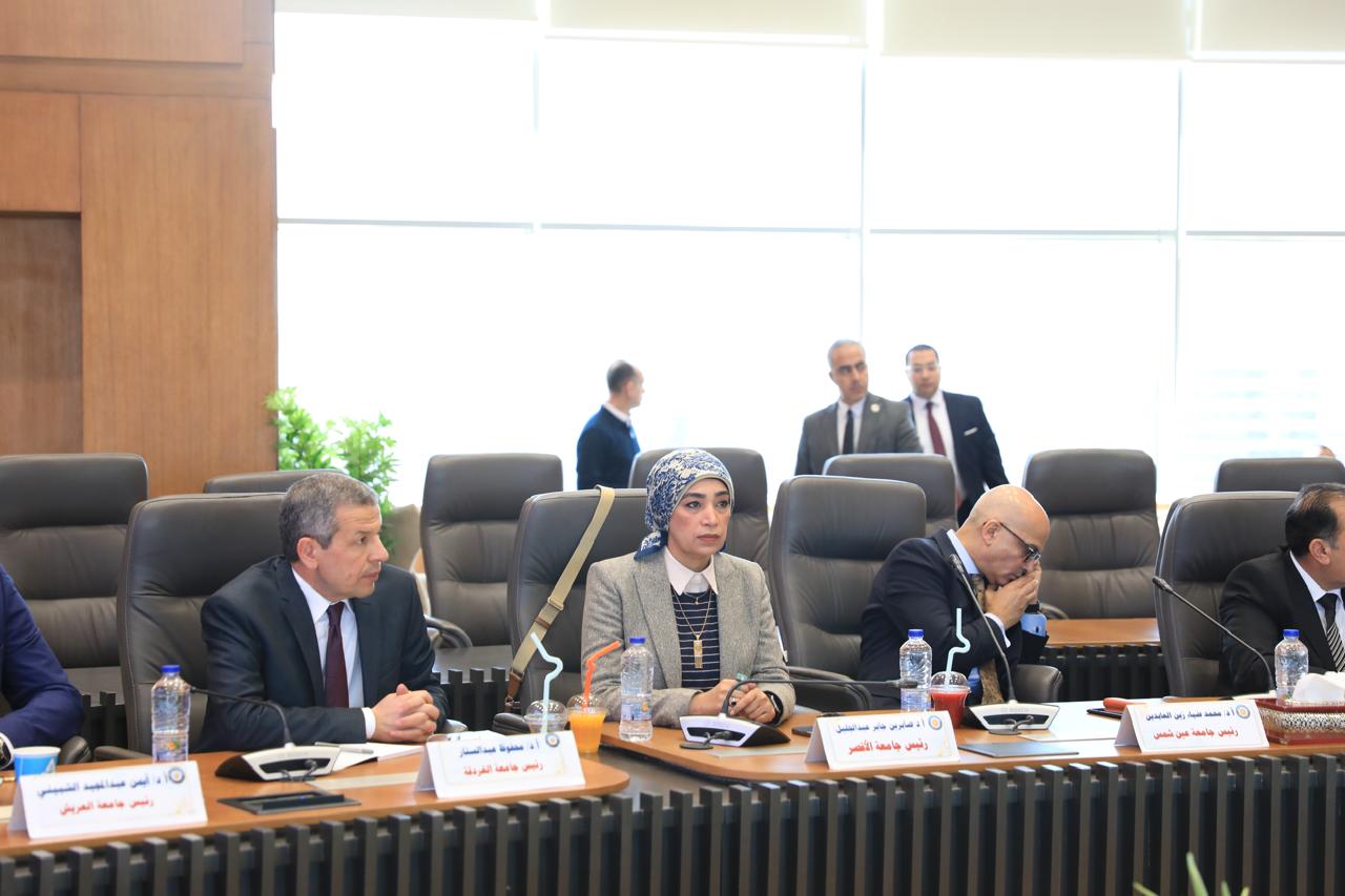 مشاركة فعالة لرئيس جامعة الغردقه  في اجتماع المجلس الاعلي للجامعات بالعاصمة الاداريه الجديده