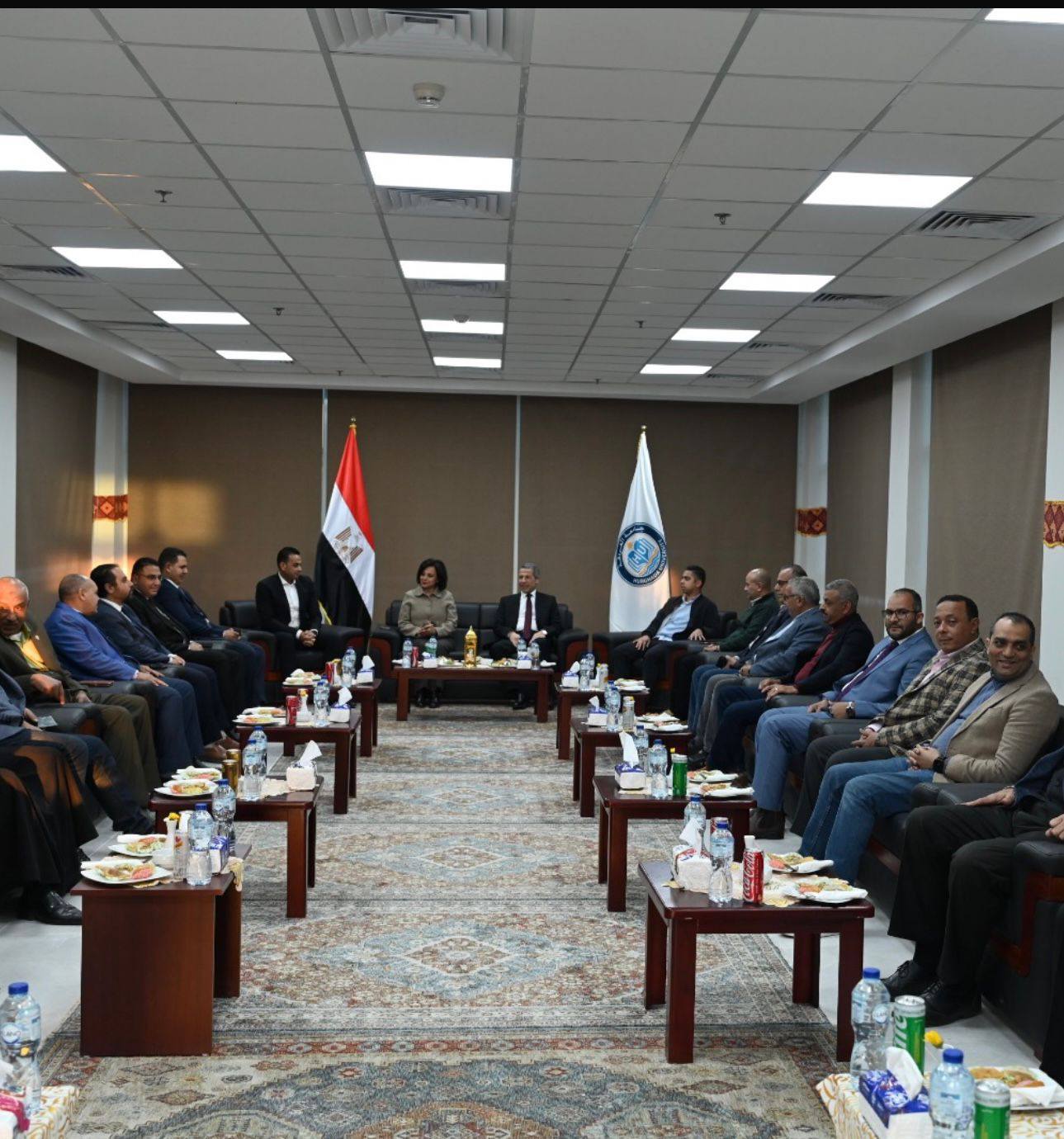 برعاية رئيس الجامعه...تنظيم حفل افطار جماعي يجسد قيم الوحده تحت شعار مصر تجمعنا